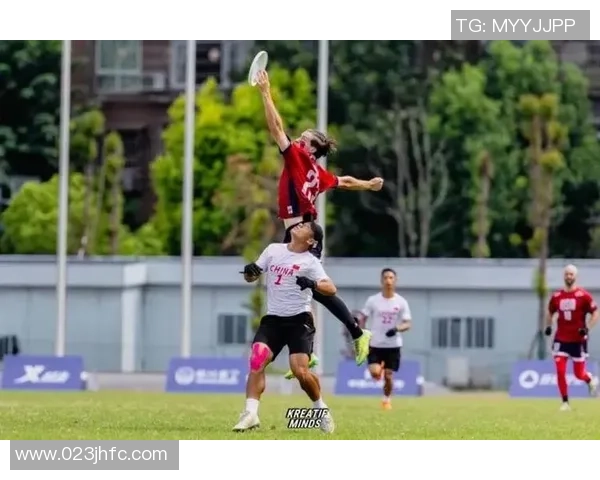 武汉飞盘队边路渗透战术解析与实战应用探讨